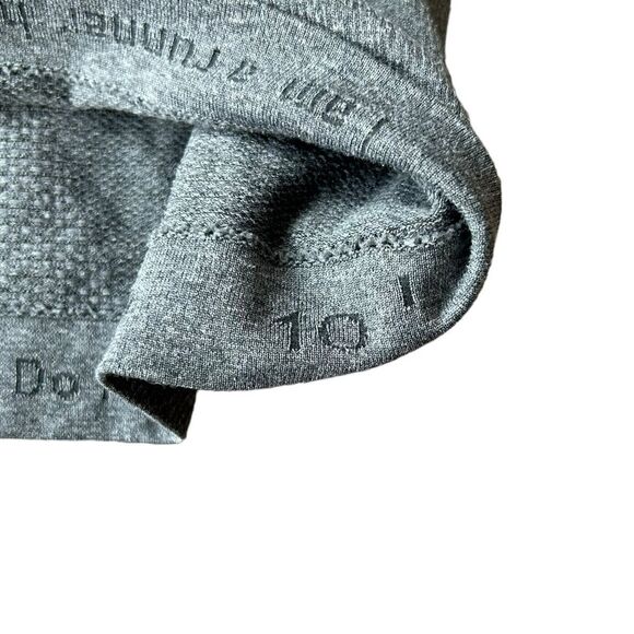 Lululemon Women’s 10 Swiftly Tech Long Sleeve Tee Heather Gray Sporty Athletic - Picture 3 of 6